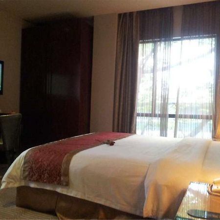 Hoikong Hotel גואנגג'ואו מראה חיצוני תמונה