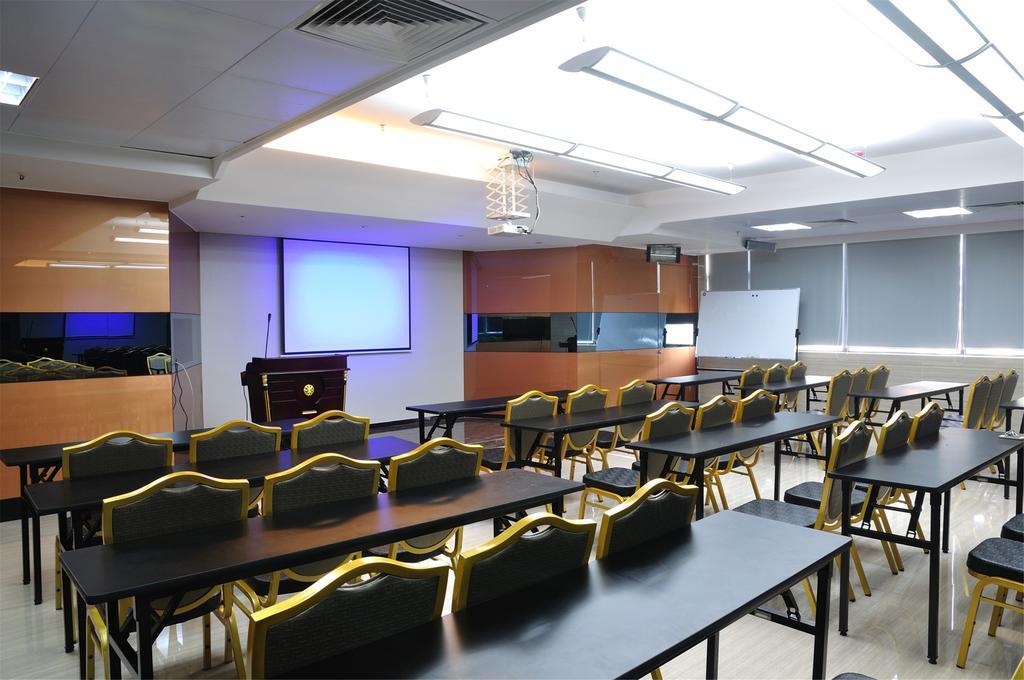 Hoikong Hotel גואנגג'ואו מראה חיצוני תמונה